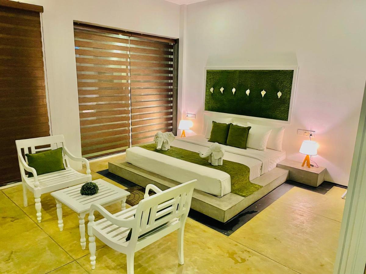 8 Plus Motels Νεγκόμπο Εξωτερικό φωτογραφία