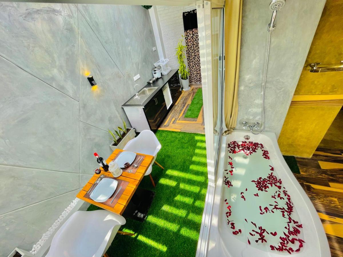 8 Plus Motels Νεγκόμπο Εξωτερικό φωτογραφία