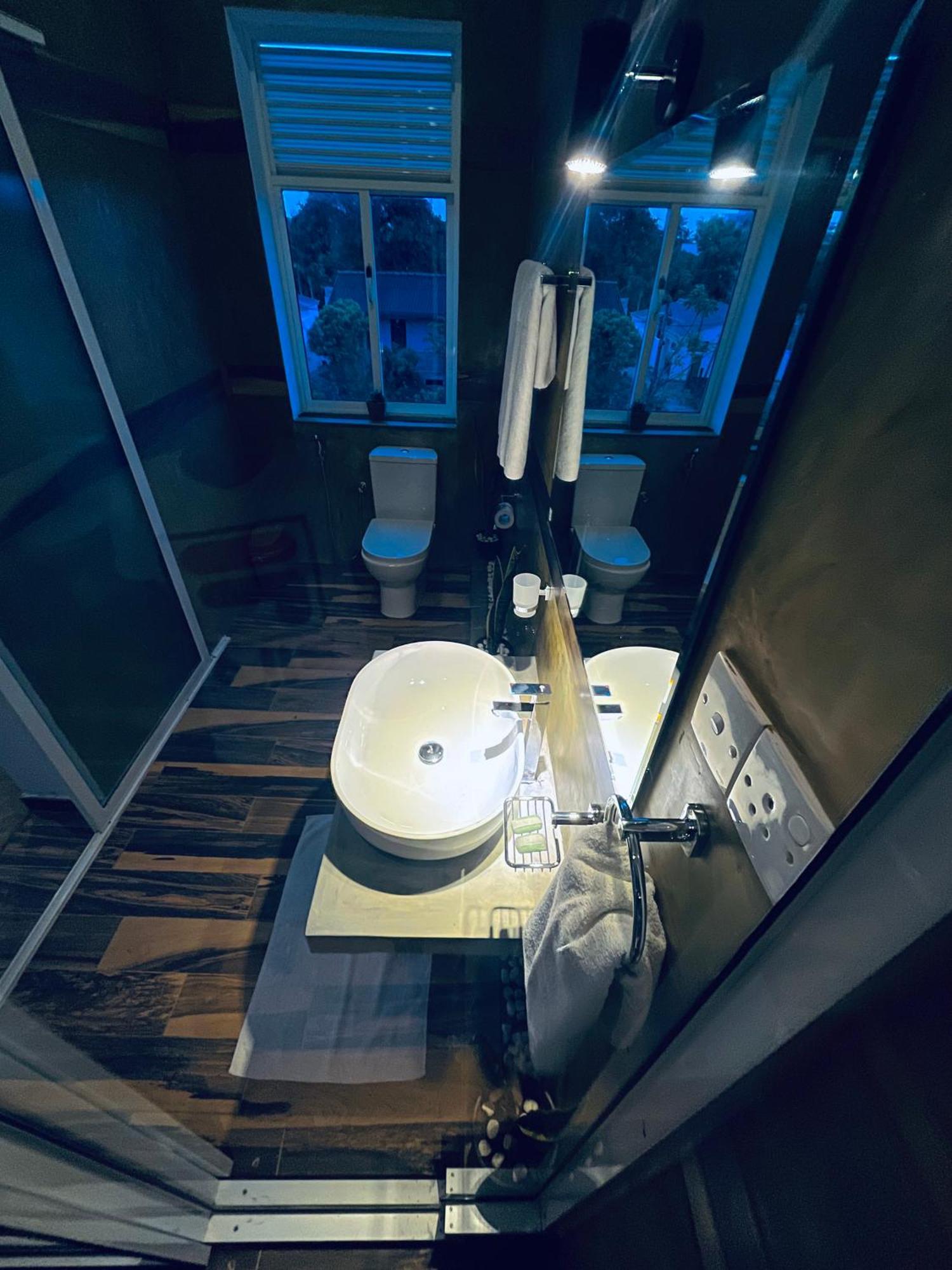 8 Plus Motels Νεγκόμπο Εξωτερικό φωτογραφία