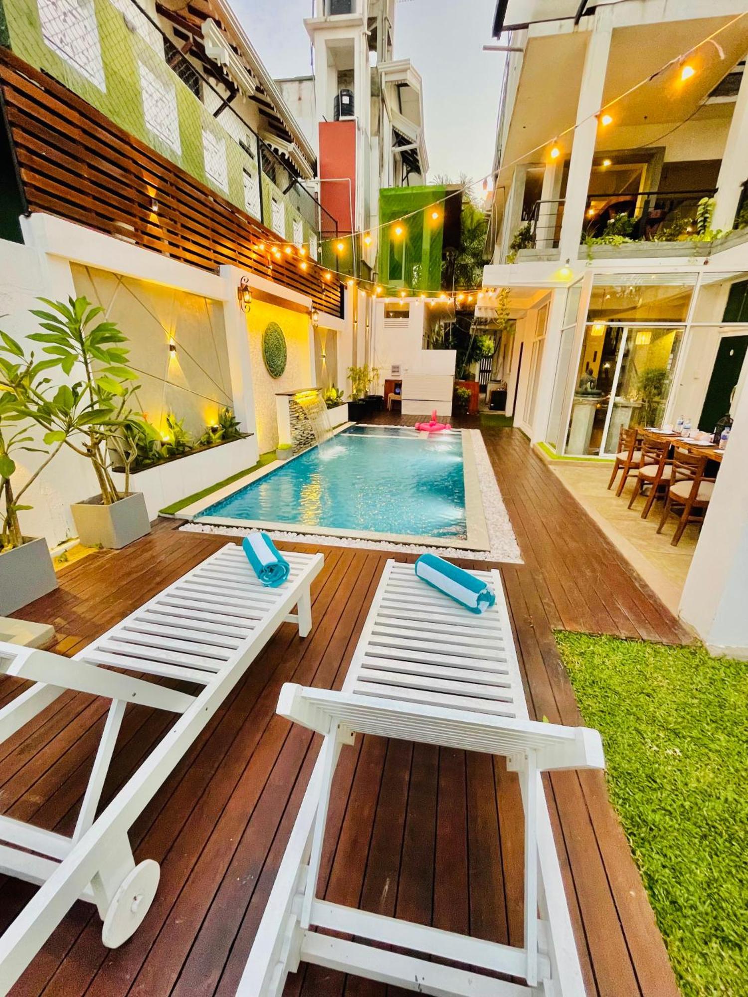 8 Plus Motels Νεγκόμπο Εξωτερικό φωτογραφία