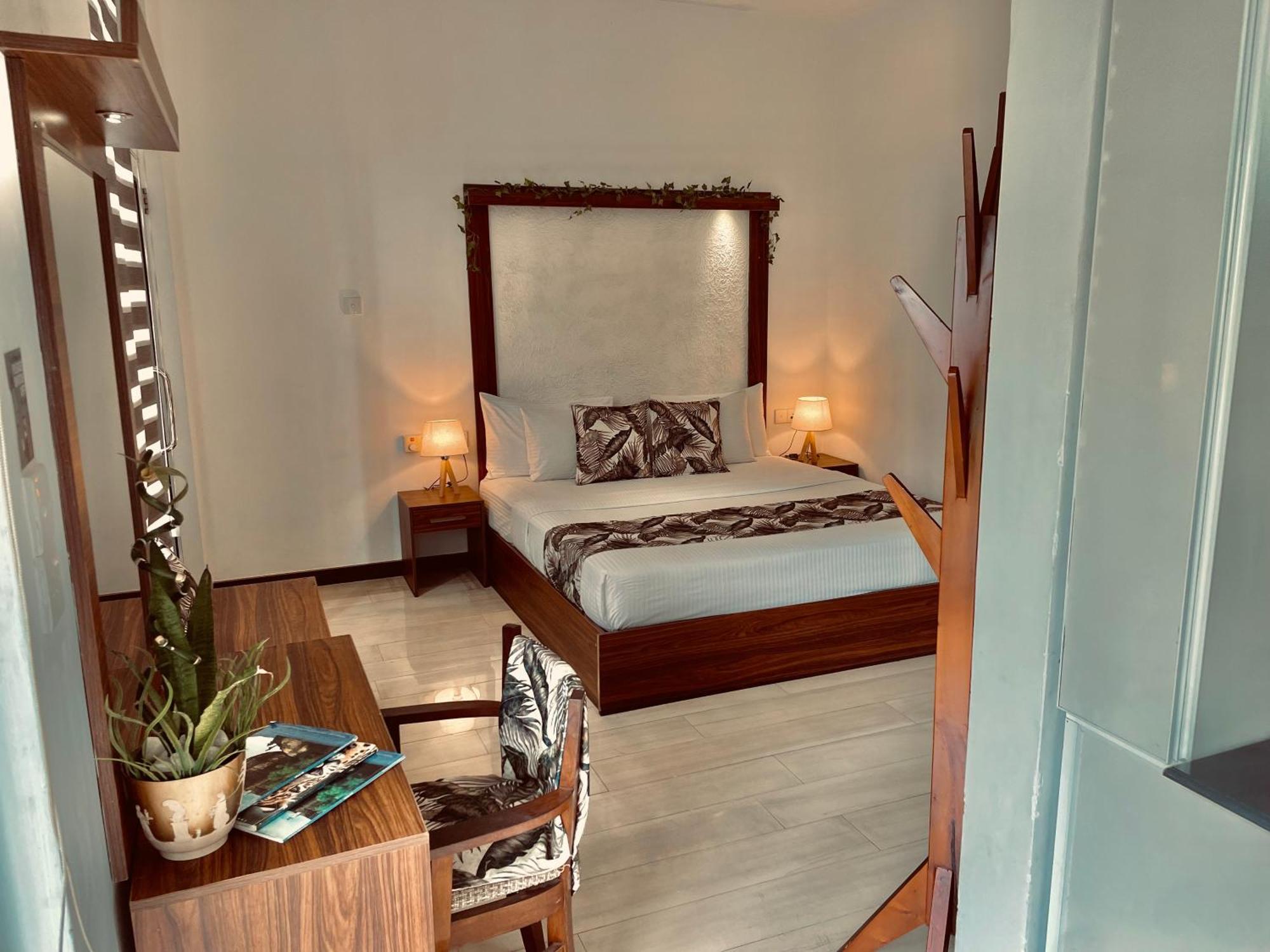 8 Plus Motels Νεγκόμπο Εξωτερικό φωτογραφία