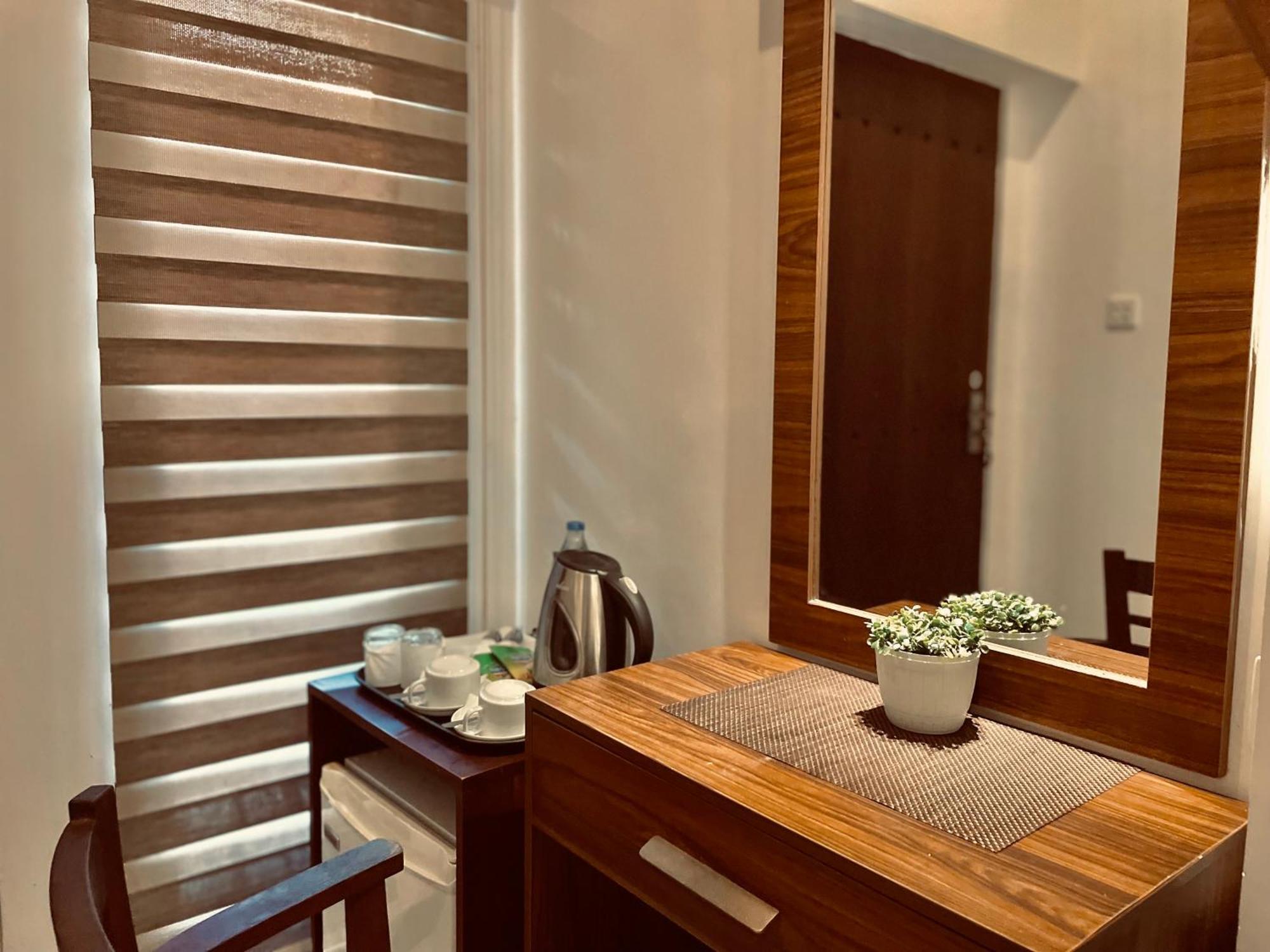 8 Plus Motels Νεγκόμπο Εξωτερικό φωτογραφία