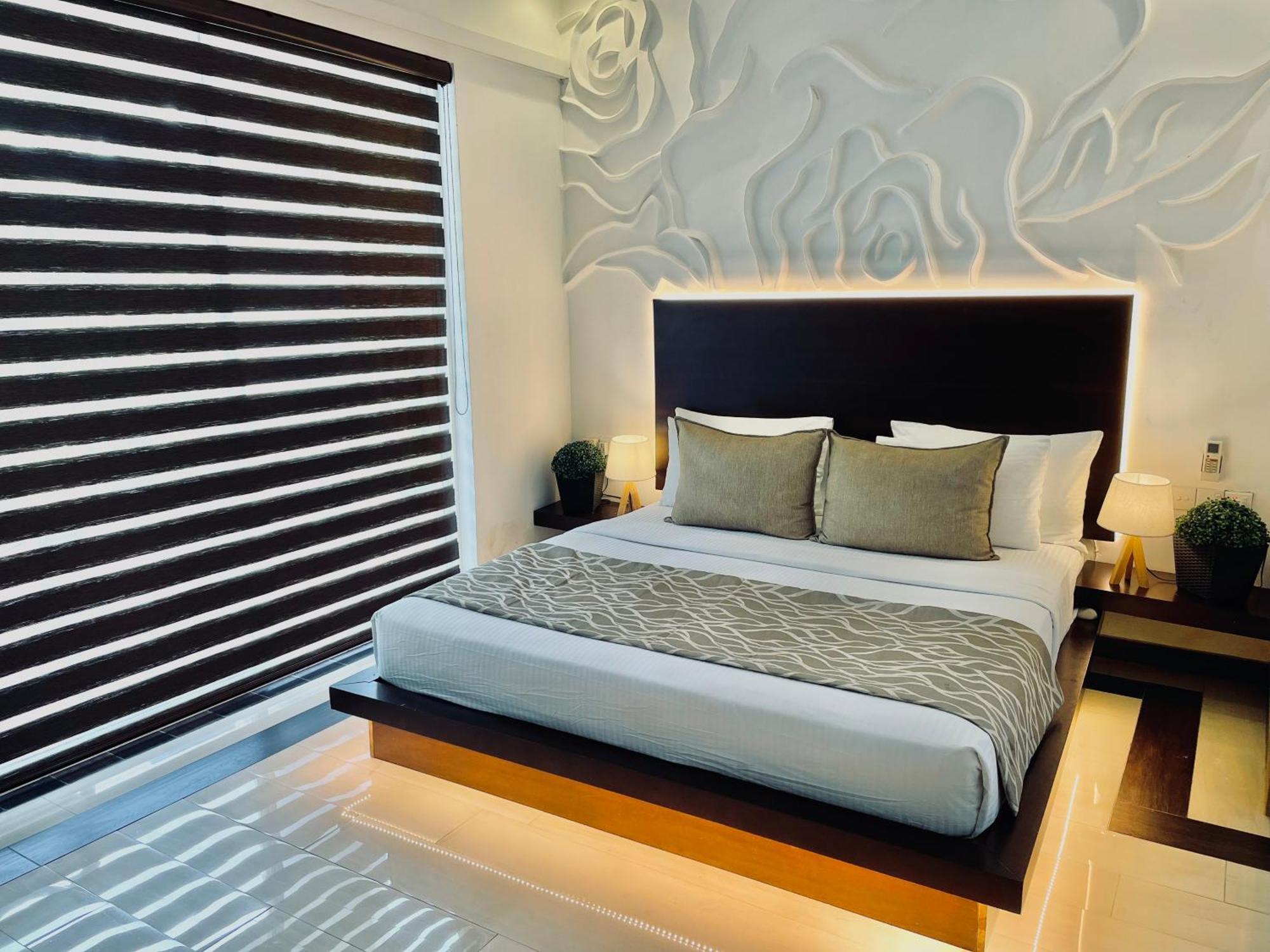 8 Plus Motels Νεγκόμπο Εξωτερικό φωτογραφία