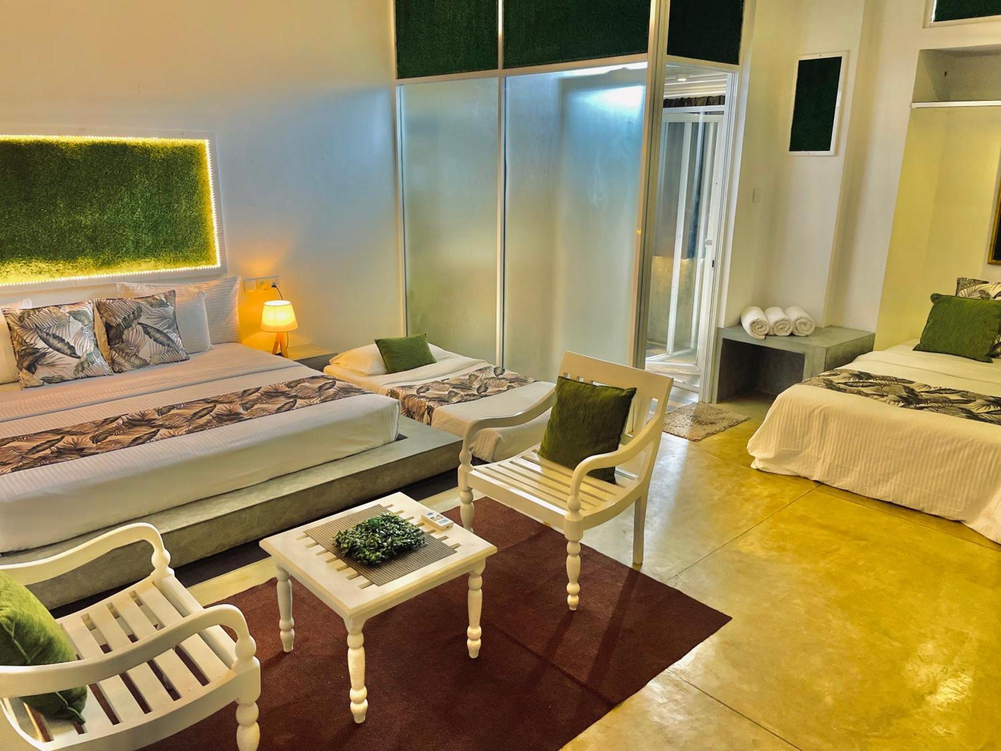8 Plus Motels Νεγκόμπο Εξωτερικό φωτογραφία